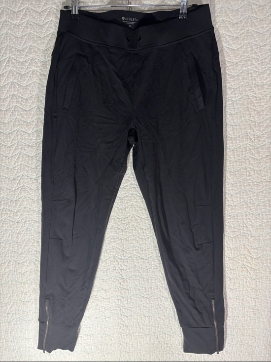 Athleta Pants - Athleta Black Trekkie North Joggers UPF 50+